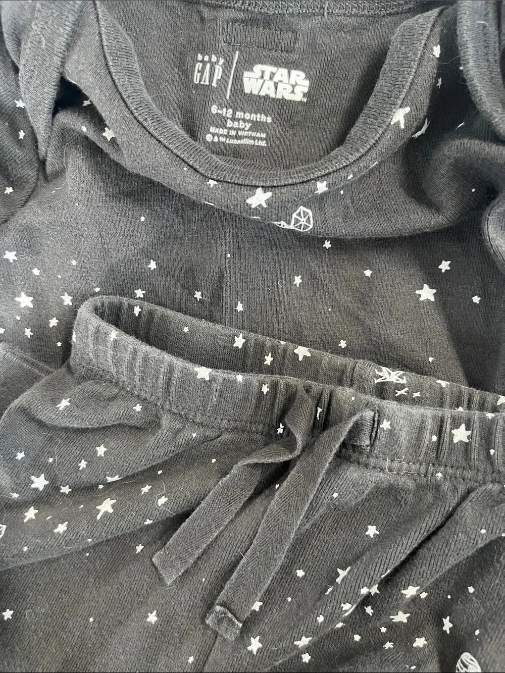 GAP Black Star Wars Baby Two-Piece Set with White Star Print